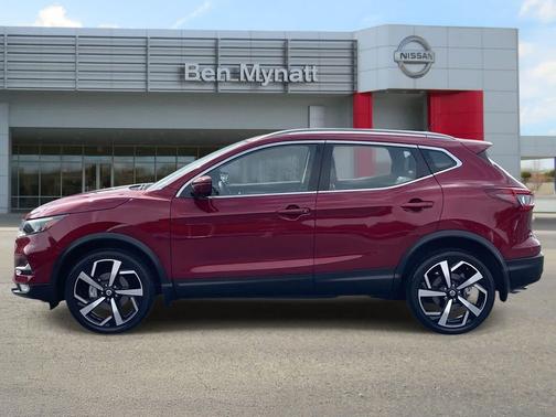 2022 Nissan Rogue Sport SL