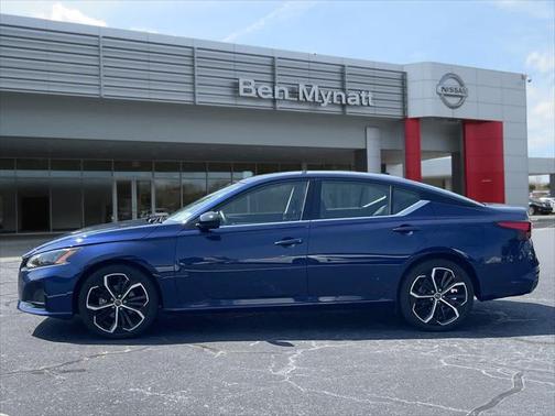 2024 Nissan Altima SR FWD
