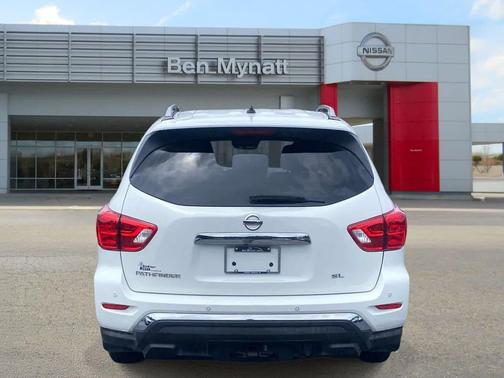 Glacier White 2017 Nissan Pathfinder SL