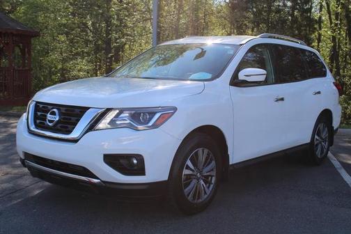 Glacier White 2017 Nissan Pathfinder SL