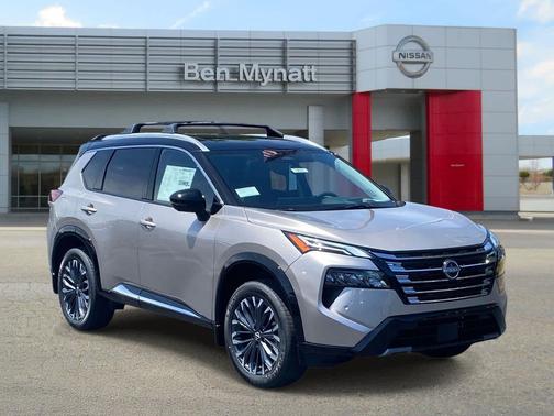 Champagne Silver Metallic/Super Black 2026 Nissan Rogue Platinum