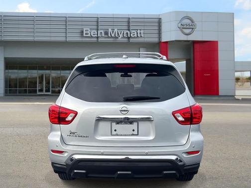 2019 Nissan Pathfinder S