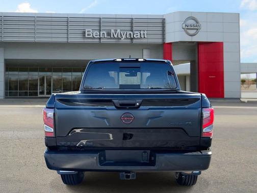 2023 Nissan Titan PRO-4X