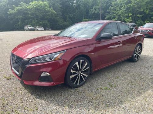2022 Nissan Altima SR FWD