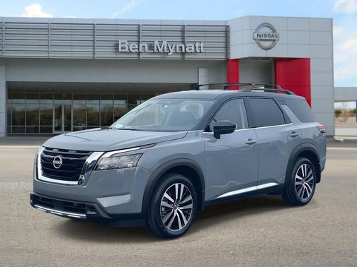 2025 Nissan Pathfinder Platinum 4WD