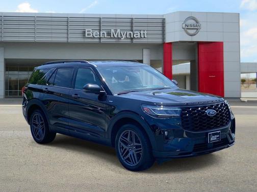 Agate Black 2025 Ford Explorer ST-Line