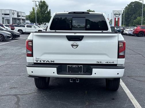 Pearl White 2021 Nissan Titan SL