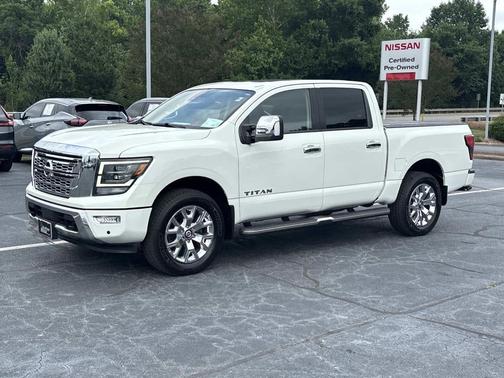 Pearl White 2021 Nissan Titan SL