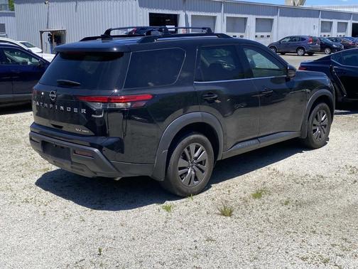 Super Black 2024 Nissan Pathfinder SV 4WD