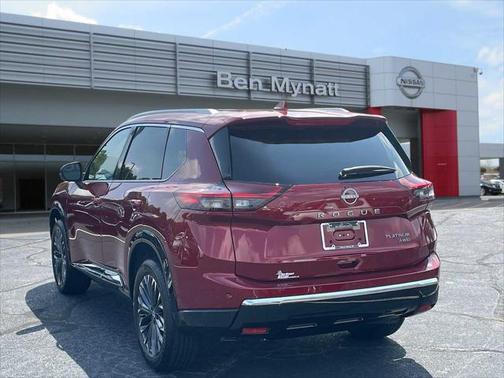 2025 Nissan Rogue Platinum