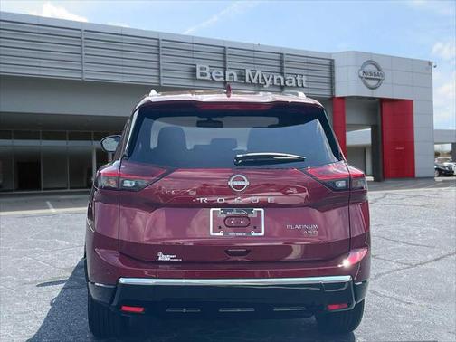 2025 Nissan Rogue Platinum