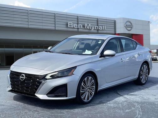 2024 Nissan Altima 2.5 SL