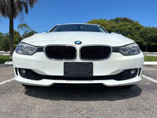 2013 BMW 328 328i Sedan 4D