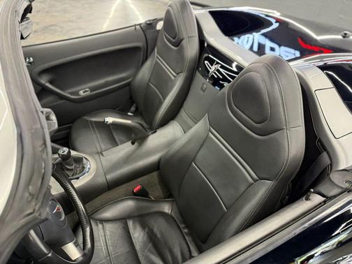 Mysterious (Black) 2006 Pontiac Solstice Convertible 2D