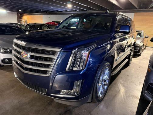 2019 Cadillac Escalade Luxury