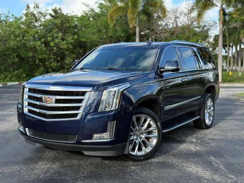 Dark Adriatic Blue Metallic 2019 Cadillac Escalade Luxury