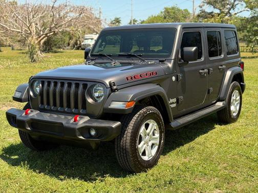 Granite Crystal Metallic Clearcoat 2018 Jeep Wrangler Unlimited Sport