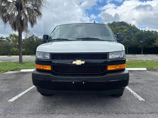 2021 Chevrolet Express 2500 RWD 2500 Regular Wheelbase WT