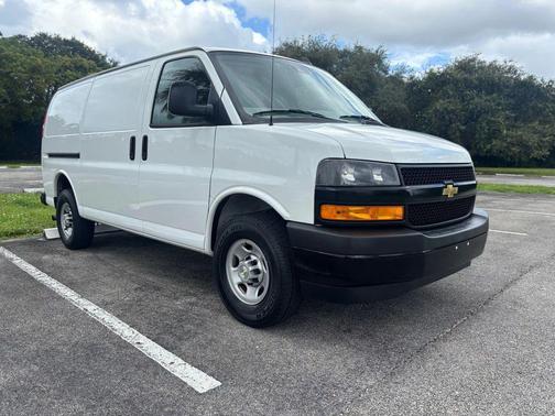2021 Chevrolet Express 2500 RWD 2500 Regular Wheelbase WT