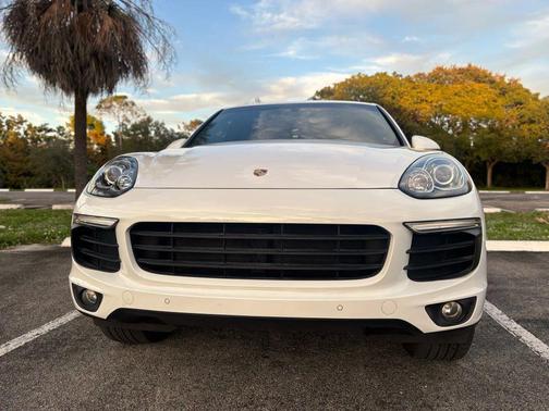 2018 Porsche Cayenne Cayenne