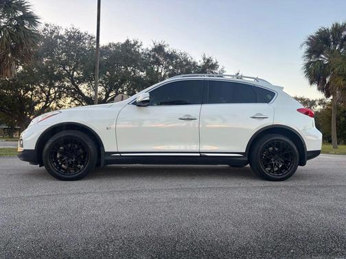 2017 INFINITI QX50 Base