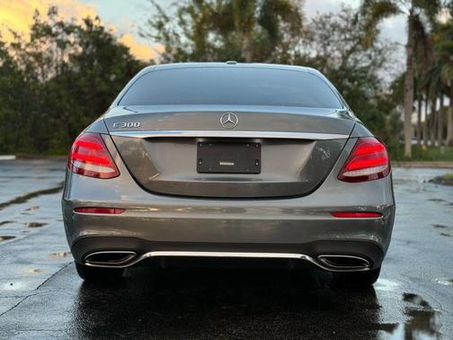 2018 Mercedes-Benz E-Class E 300 Sedan 4D