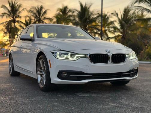 2018 BMW 330 330i Sedan 4D