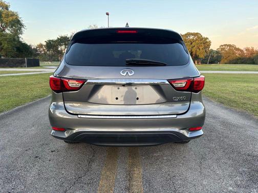 2016 INFINITI QX60 Base