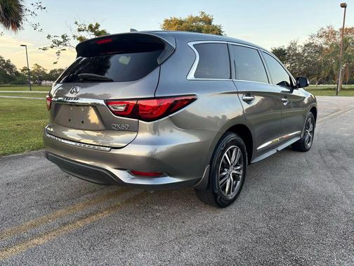 2016 INFINITI QX60 Base
