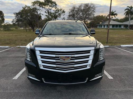 2016 Cadillac Escalade ESV Sport Platinum