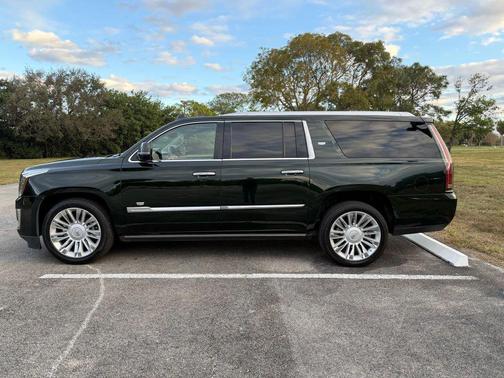 2016 Cadillac Escalade ESV Sport Platinum