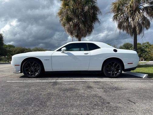 2022 Dodge Challenger R/T