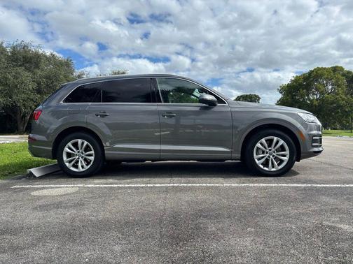 2018 Audi Q7 3.0T Premium Plus