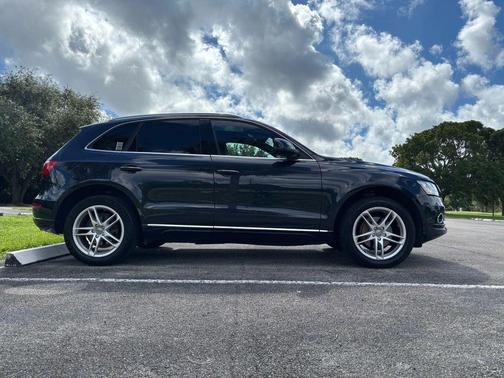 2015 Audi Q5 2.0T Premium Plus
