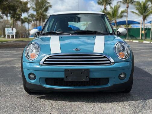 2009 MINI Cooper Base