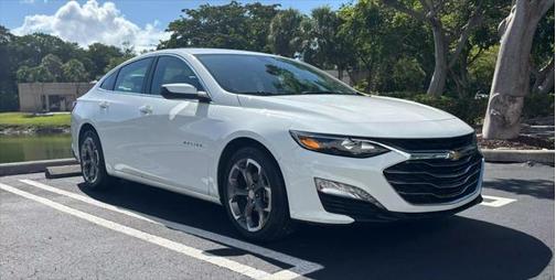 2022 Chevrolet Malibu FWD LT
