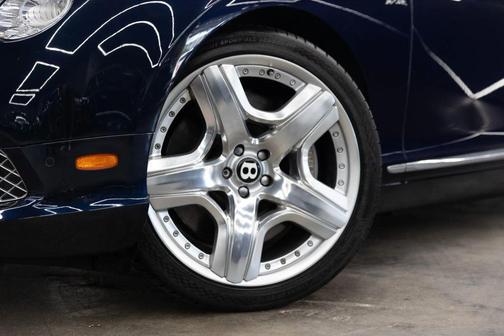 Blue 2014 Bentley Continental GT Base