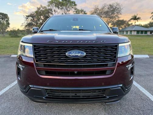 2018 Ford Explorer Sport