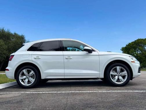 2018 Audi Q5 2.0T Tech Premium