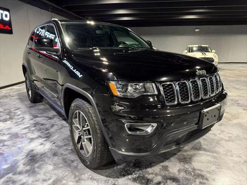 2019 Jeep Grand Cherokee Laredo