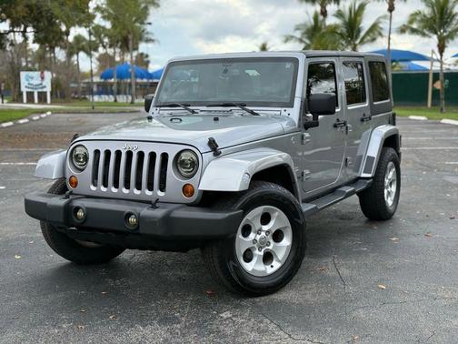 2013 Jeep Wrangler Unlimited Sahara