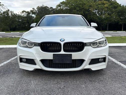 2018 BMW 330e iPerformance