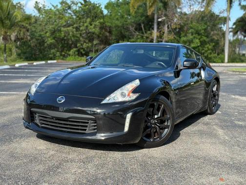 Magnetic Black 2017 Nissan 370Z Base