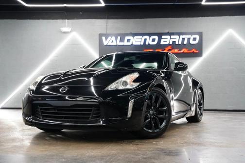 Magnetic Black 2017 Nissan 370Z Base