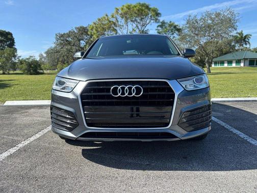 2018 Audi Q3 Premium Sport Utility 4D