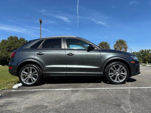 2018 Audi Q3 Premium Sport Utility 4D
