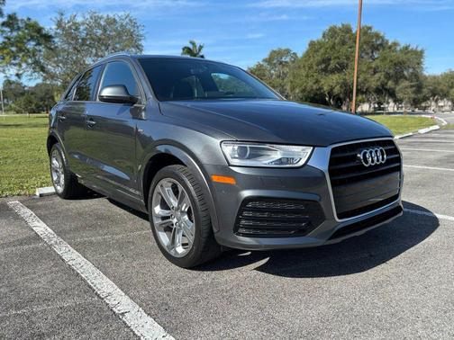 2018 Audi Q3 Premium Sport Utility 4D