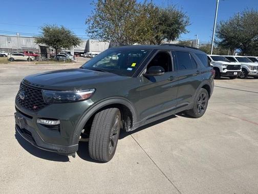 2021 Ford Explorer ST