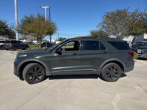 2021 Ford Explorer ST