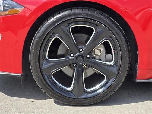 2020 Ford Mustang EcoBoost Premium